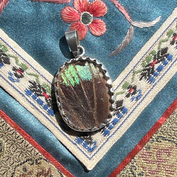 Reversible 925 Silver butterfly wing pendant genuine - Picture 2 of 5